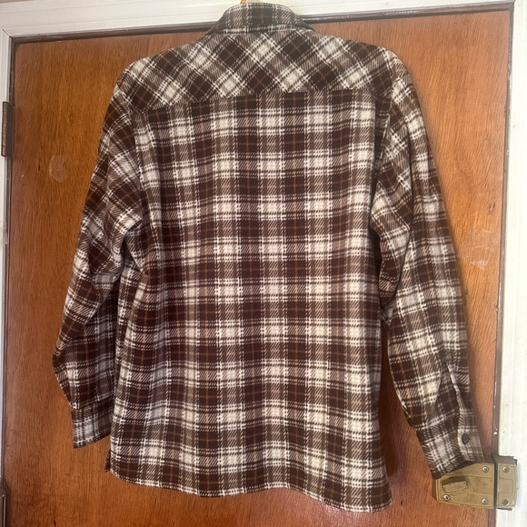 Men’s Croft&Barrow Flannel Shirt Size LG Plaid Brown Tan Long Sleeve Pockets EUC - Picture 2 of 12